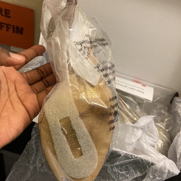 Heels - Picture 4 of 5